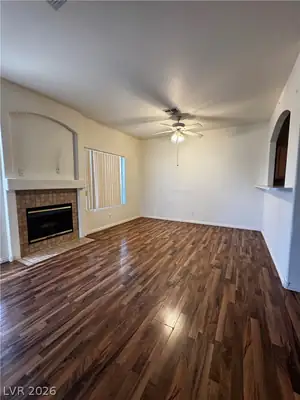 1900 North Torrey Pines Drive 101, Las Vegas, NV 89108 Living Room