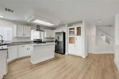 6236 Tawny Griffin Avenue, Las Vegas, NV 89139 Kitchen