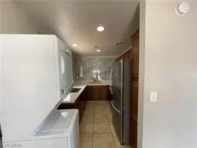 608 Frederick Avenue, Las Vegas, NV 89106 Kitchen