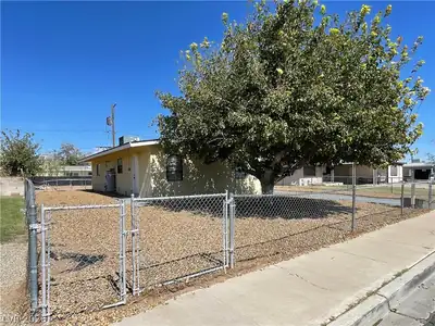 608 Frederick Avenue, Las Vegas, NV 89106 Front of Structure