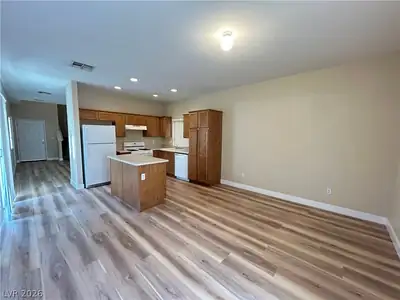 3533 Terraza Mar Avenue Kitchen