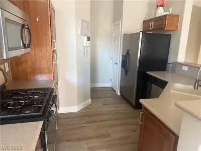 8727 Tom Noon Avenue 101, Las Vegas, NV 89178 Kitchen