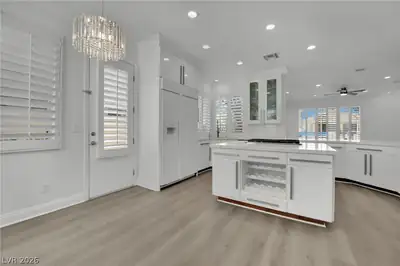 8736 Carlitas Joy Court, Las Vegas, NV 89117 Kitchen