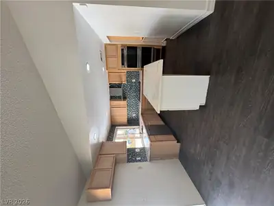 1664 Caliente Court, Las Vegas, NV 89119 Kitchen