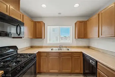 5244 Tipper Avenue, Las Vegas, NV 89122 Kitchen