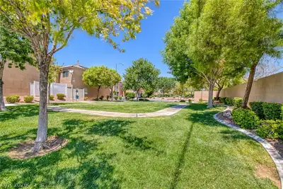 5244 Tipper Avenue, Las Vegas, NV 89122 Yard