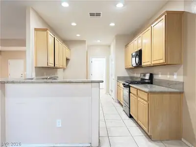 7528 Chaffinch Street, North Las Vegas, NV 89084 Kitchen