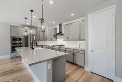 9633 Balais Drive, Las Vegas, NV 89143 Kitchen