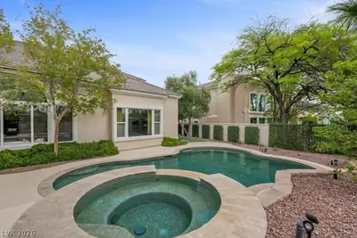 9521 Queen Charlotte Drive, Las Vegas