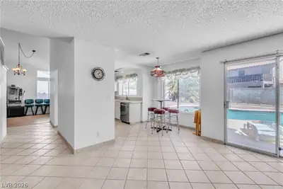 318 Bradford Drive Dining Area