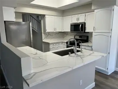2815 Norfolk Avenue, Henderson, NV 89074 Kitchen