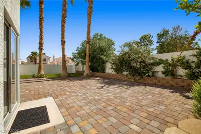 6609 Ives Avenue, Las Vegas, NV 89108 Patio