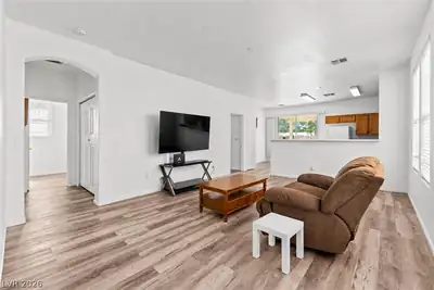 5023 Droubay Drive, Las Vegas, NV 89122 Living Room