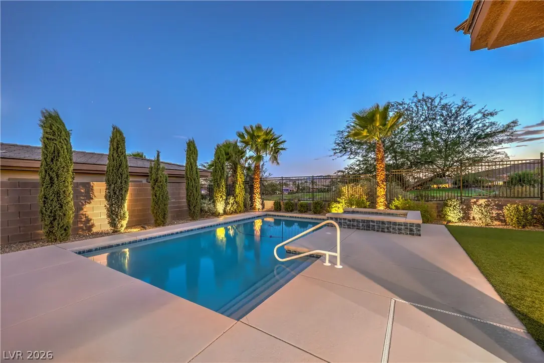 118 Reflection Cove Drive, Henderson, NV 89011