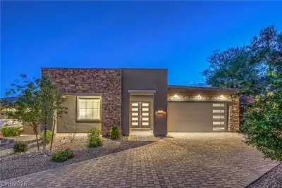 118 Reflection Cove Drive, Henderson, NV 89011 Front of Structure