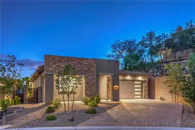118 Reflection Cove Drive, Henderson, NV 89011 Front of Structure