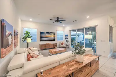 118 Reflection Cove Drive, Henderson, NV 89011 Living Room