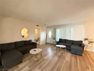1526 East Twain Avenue, Las Vegas, NV 89169 Living Room