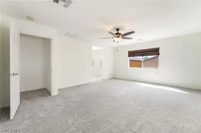 2925 Green Falls Avenue Bedroom
