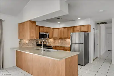 4009 Camas Court, Las Vegas, NV 89103 Kitchen
