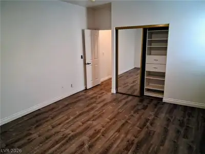 9116 Kings Town Avenue, Las Vegas, NV 89145 Bedroom