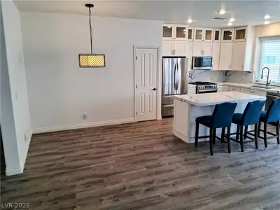 9116 Kings Town Avenue, Las Vegas, NV 89145 Kitchen