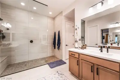 11713 Hatchling Avenue, Las Vegas, NV 89138 Primary Bathroom