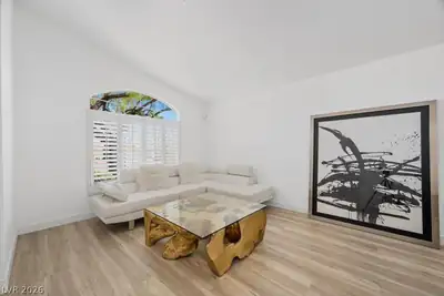 1601 Diamond Oaks Court Living Room