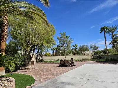 8175 Arville Street 33 Las Vegas, NV 89139
