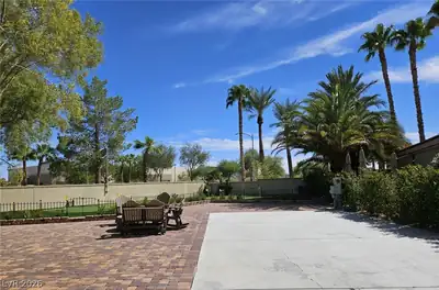 8175 Arville Street 33, Las Vegas, NV 89139 Patio