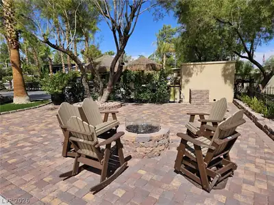 8175 Arville Street 33, Las Vegas, NV 89139 Patio
