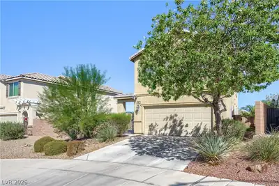 996 Water Cove Street, Henderson, NV 89011 Front of Structure