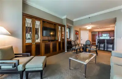 135 East Harmon Avenue 3520, Las Vegas