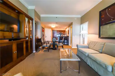 135 East Harmon Avenue 3520, Las Vegas, NV 89109 