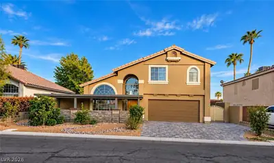 8652 Heatherstone Street, Henderson, NV 89074 Front of Structure