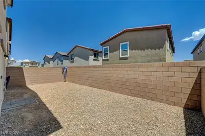 9946 Indigo Cliffs Street, Las Vegas, NV 89141 Yard