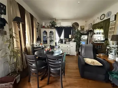 313 North 8th Street, Las Vegas, NV 89101 Dining Room