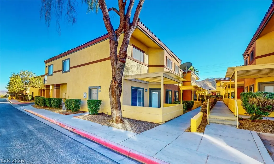 4915 East Russell Road 162, Las Vegas, NV 89120