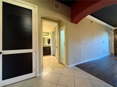 62 East Serene Avenue 304, Las Vegas, NV 89123 Hallway