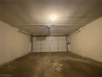 4765 Mohave Avenue, Las Vegas, NV 89104 Garage