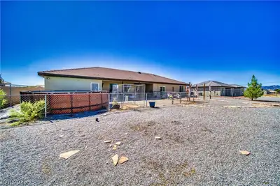 800 East Jaybird Street, Pahrump, NV 89048 Yard