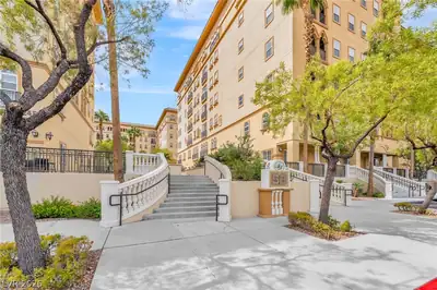 2455 West Serene Avenue 714 Las Vegas, NV 89123