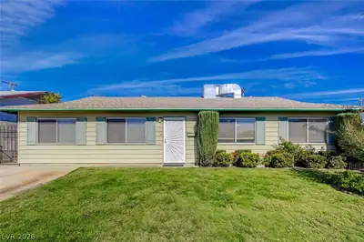 6208 Casada Way Las Vegas, NV 89107