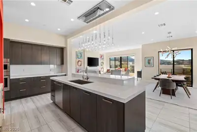 442 Serenity Point Drive, Henderson, NV 89012 Kitchen