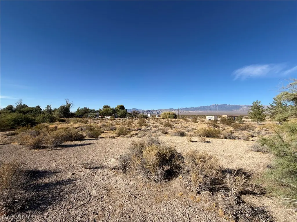6090 East H S Lane, Pahrump, NV 89061