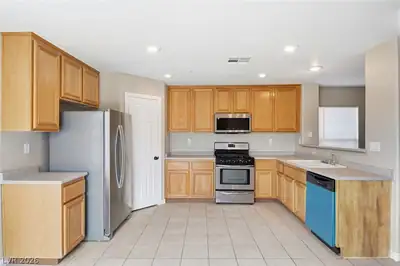 1151 Paradise Vista Drive, Henderson, NV 89002 Kitchen