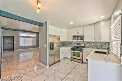 7216 Archcrest Avenue, Las Vegas, NV 89147 Kitchen