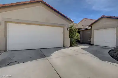 5819 Toofer Winds Court, Las Vegas, NV 89131 Front of Structure