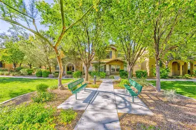3164 Degas Tapestry Avenue, Henderson, NV 89044 Yard