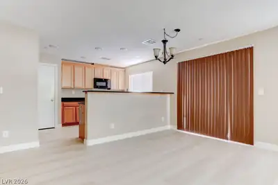 3164 Degas Tapestry Avenue, Henderson, NV 89044 Dining Area